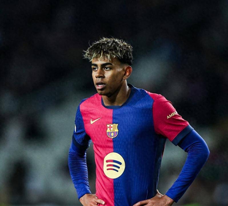 科瓦奇：阿德耶米就像被上帝亲吻过一样，天生拥有惊人的速度