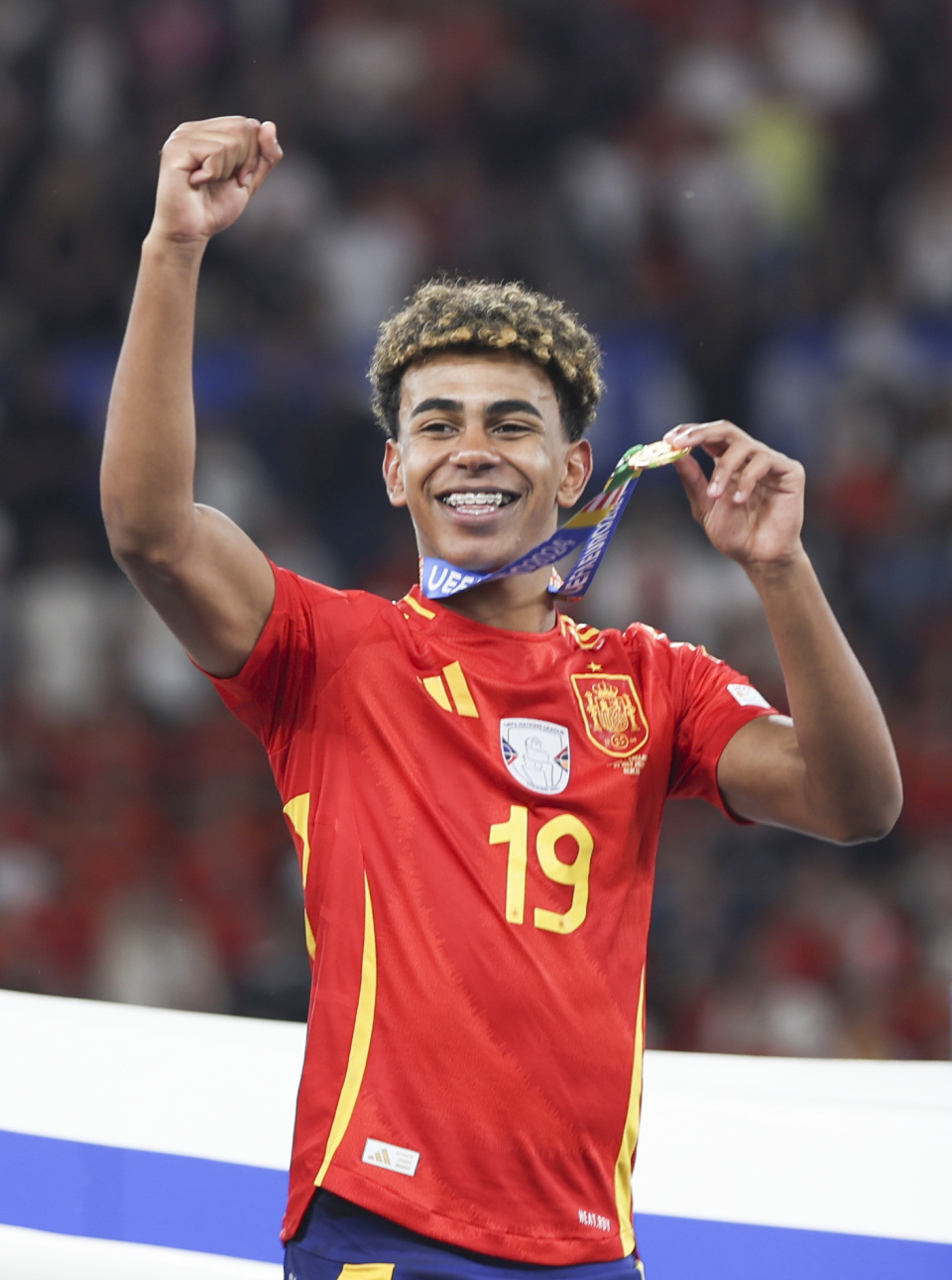 日职联战报：两队屡失良机，东京绿茵0-0福冈黄蜂