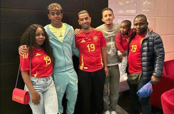 自杀事件后两年，贝卡-贝卡重回赛场并再度取得进球