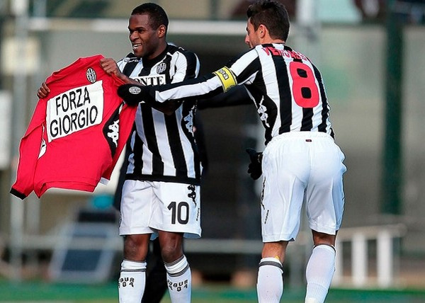 黄蜂官方：卡尔克布伦纳&康诺顿因伤本场不会回归