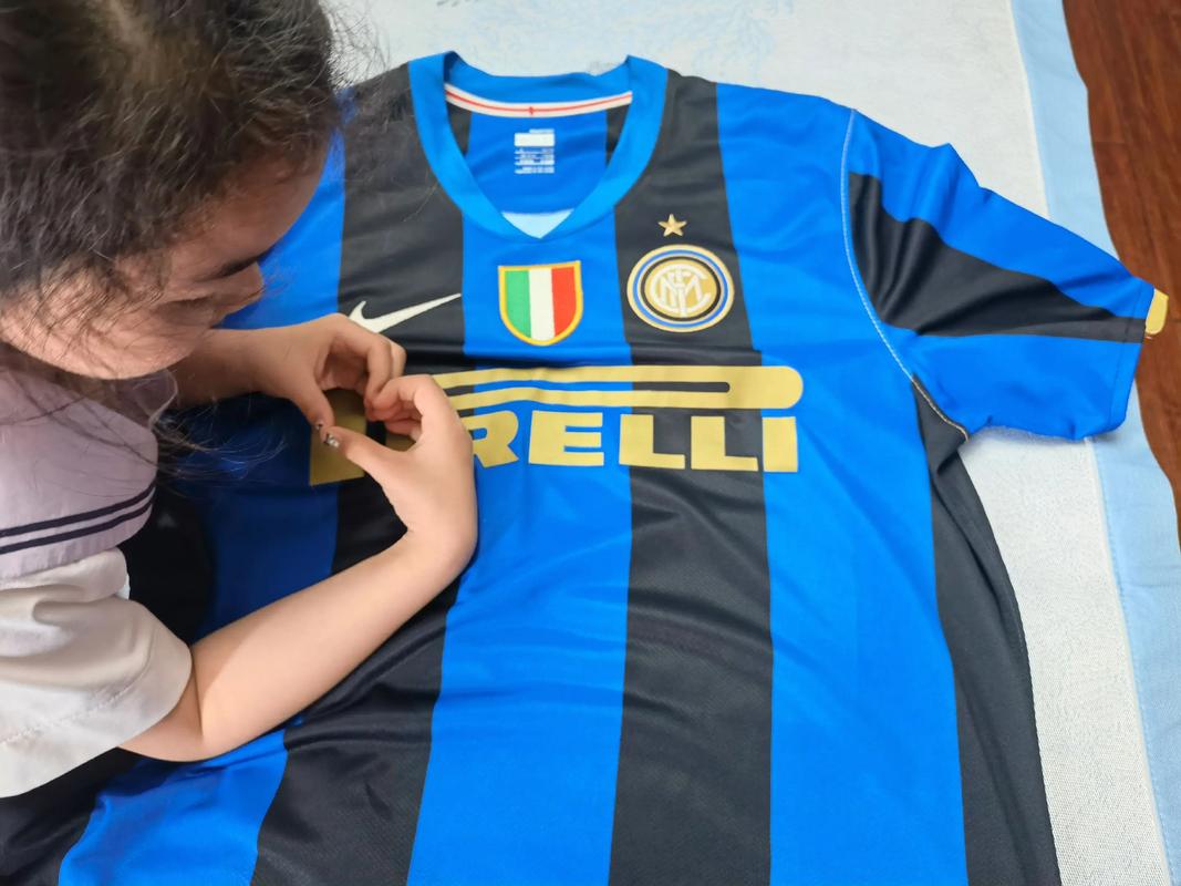 蓝军枪手 天王山之前 先在欧冠褪一层皮吧